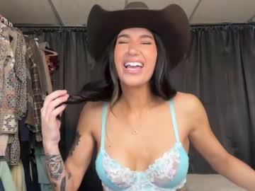 ella2sweet's chat room