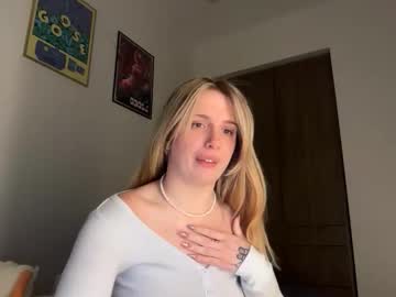 lolaa555's chat room