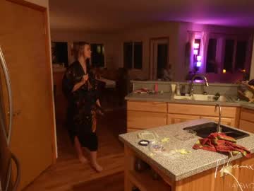 phoenix_taylor's chat room