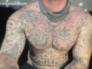 coookieandcream's chat room