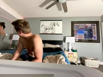 thickwhitegirl616114's chat room