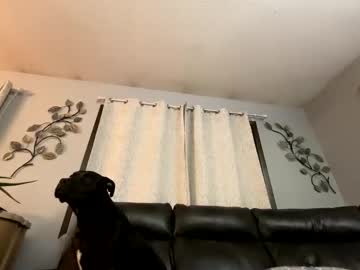 thickwhitegirl616114's chat room