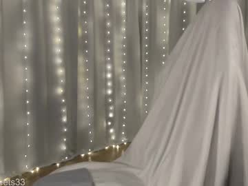 graciously3333's chat room