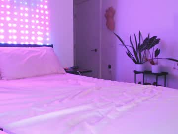 snowbarbiee's chat room