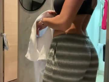 camiliakxoxo's chat room