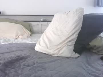 touch_my_allie's chat room