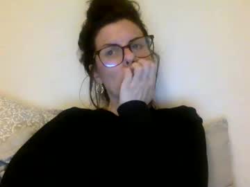 sweetriddance's chat room