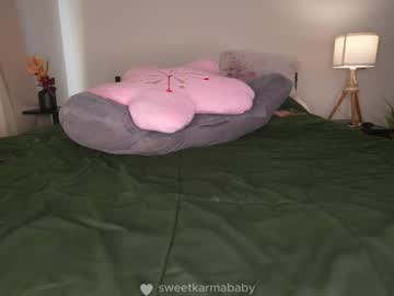 sweetkarmababy's chat room