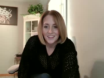 joliexx41's chat room