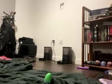 blazed_babezzz's chat room