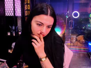 alma_pearl's chat room