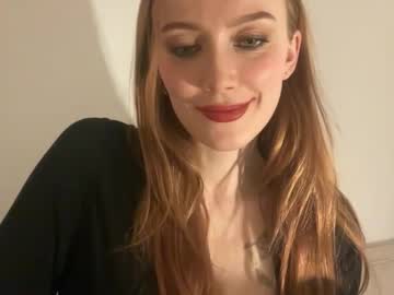 dominatrixalice's chat room