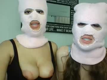 twogirlslove's chat room