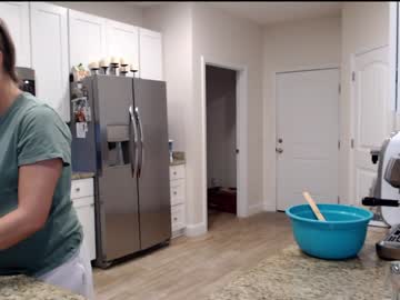 holihurricane's chat room