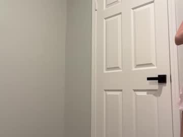 lilylustxoxo's chat room