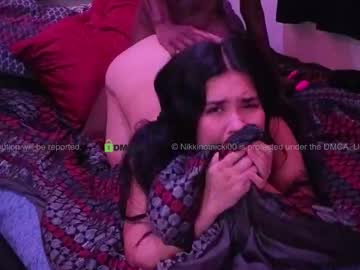nikkinotnicki00's chat room