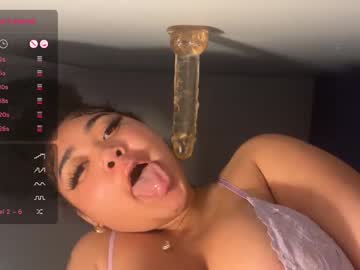 dayqueen1's chat room