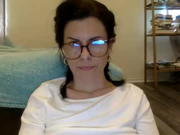 sweetriddance's chat room