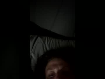 misstjones's chat room