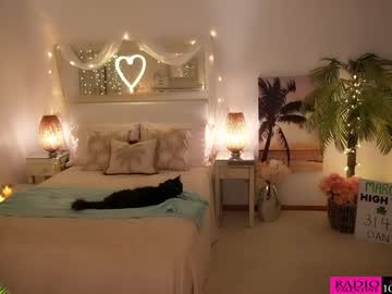 amyvalentine's chat room