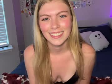 elliee81's chat room