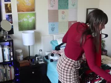 ellynaomi's chat room