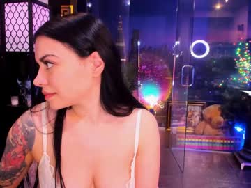 alma_pearl's chat room