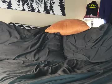 reee4mebb's chat room