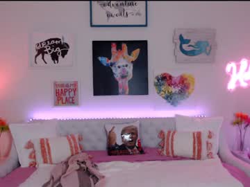 holihurricane's chat room