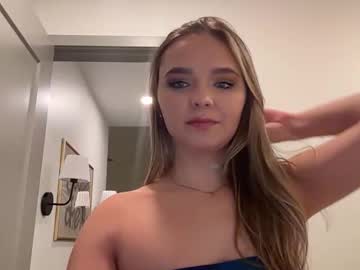 oliviaraee3's chat room