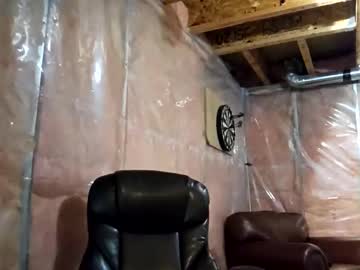 coupleoffantastics's chat room