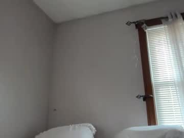 minahoneyy38's chat room