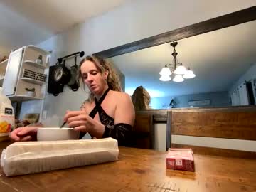 thickwhitegirl616114's chat room