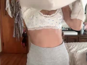 mayaxclarke's chat room