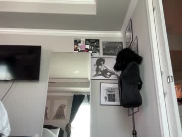 brielledaviss's chat room