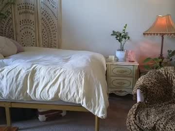 monalisa169's chat room