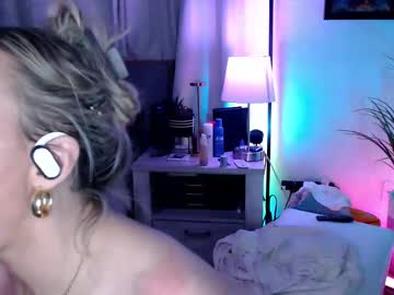 cumguzzlingskank's chat room