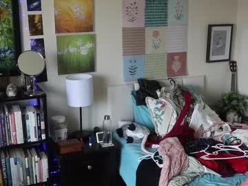 ellynaomi's chat room