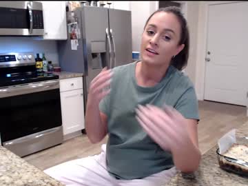 holihurricane's chat room