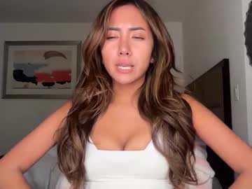 dollyrhodesss's chat room