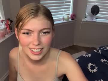 elliee81's chat room