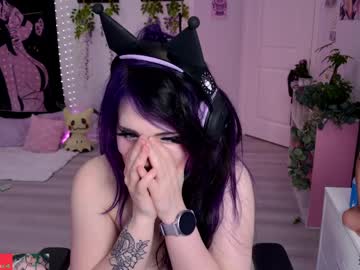 crimsonkitten's chat room