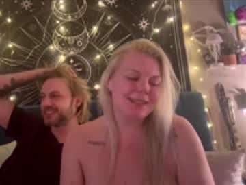 dickeddownsouth's chat room