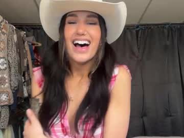 ella2sweet's chat room