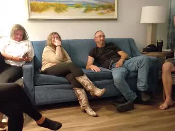 curiouscouple3143's chat room