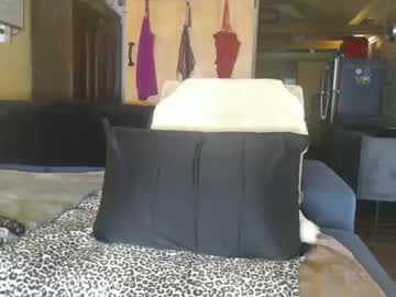 kimberlyfaysantana's chat room