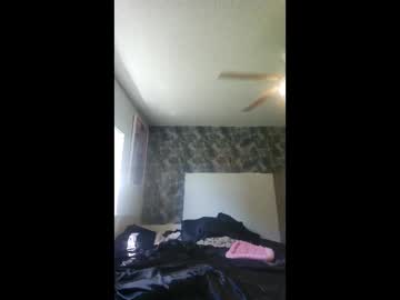 glowandsmoke's chat room