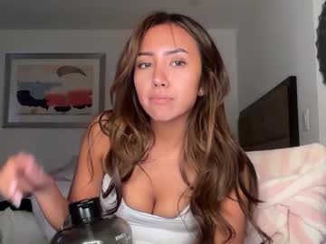 dollyrhodesss's chat room