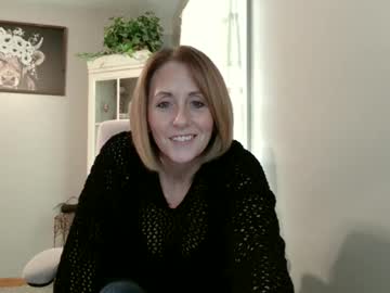 joliexx41's chat room