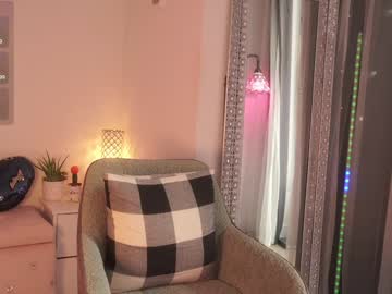 mysticxkitty's chat room